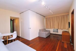 Apartamento silencioso para 6 pessoas, 2 quadras da praia, próximo a bares, restaurantes e metrô