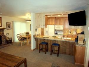 1 Bedroom Premium Condos