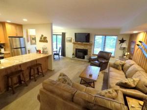 1 Bedroom Premium Condos