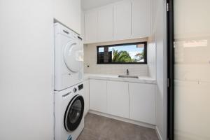 Sandringham Sunshine Escape