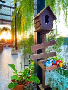 บ้านสุขใจ สามใบเถา