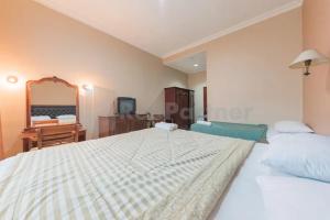 Hotel Ayong Linggarjati Kuningan Mitra RedDoorz