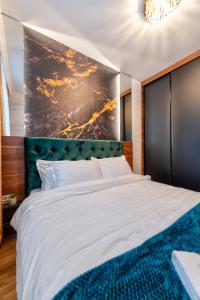 Pinoli gold Zlatibor