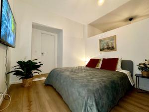 Luxury Suites Mons by Rikas Hotels