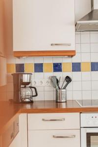 Helle Wohnung - Free Parking (Höhe max. 1,52m)