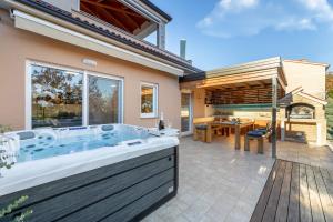 Apartment Taja - 4hvězdičkové hotely ve městě Čižići