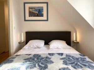 Maisons de vacances Maison a Trebeurden : Jardin, Terrasse, WIFI, Parking, 3 Chambres, Plages et Commerces a Proximite - FR-1-368-402 : photos des chambres