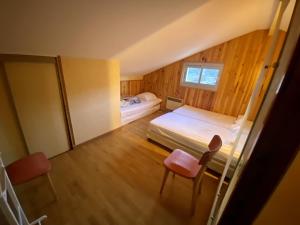 Appartements Appartement Font-Romeu-Odeillo-Via, 3 pieces, 5 personnes - FR-1-758-18 : photos des chambres