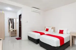 RedDoorz Syariah near Banda Aceh Convention Hall - 沙璜