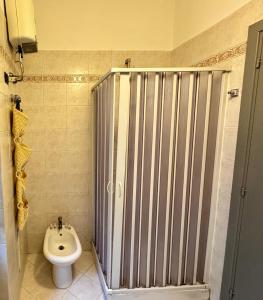 Deluxe Double Room with Balcony and Sea View room in B&B Dumbolo