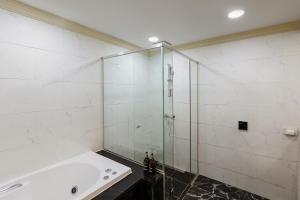 Pale De Cz Condo