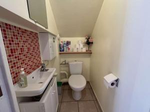 Maisons de vacances Maison spacieuse 8 pers avec terrasse - St-Chaffrey-S.Chevalier - FR-1-330E-134 : photos des chambres