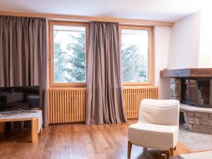 Apartment Chesa Nair 9D by Interhome