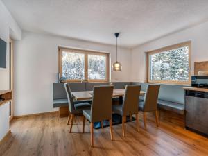 Apartment Leo-2 by Interhome