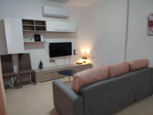 Dolphin Court 3-Bedroom Sea View Apartment in Marsaskala, Malta