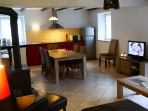 Appartements Gite Coquelicot Ferme du Domaine Les Bachats Rhodes : photos des chambres