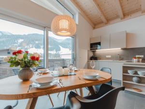 Apartment Das Georgen- Großglockner by Interhome