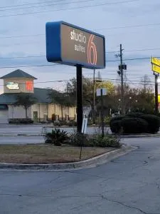 Studio 6 Suites Hinesville, GA - 杰瑟普