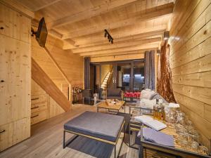 Chalet Luxe Timber Lodge & Pet Retreat by Interhome
