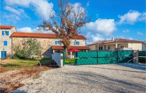 3 Bedroom Stunning Home In Brscici