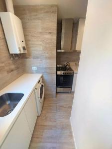 Excelente Departamento zona Shopping Los Gallegos