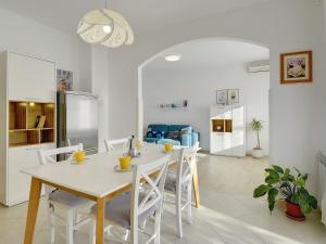 Apartment in Pula near the Sea