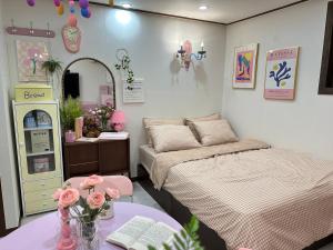 Phòng Superior giường đôi lớn (Superior Queen Room)