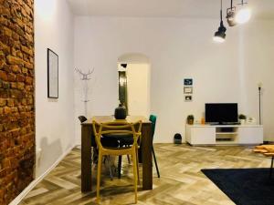 Joy City Stay Libertatii 9Mai 7