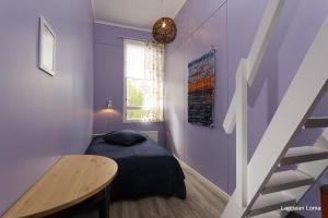 Single Room with Shared Shower and Toilet room in LappeanLohi