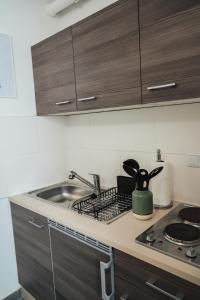 Global Living - Design Apartment I Central I Beamer I Kitchen I Terrace I Berlin