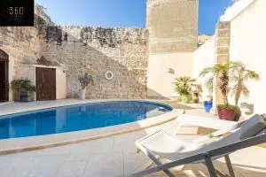 A stunning, townhouse with magnificent pool area by 360 Estates - Tal-Mirakli