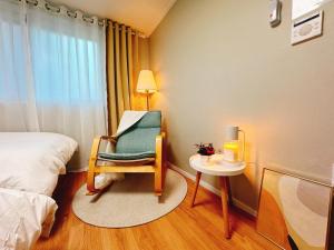 Digital media city 1 stop from Hongdae