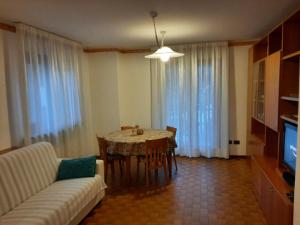 CIVICO 43 Interno 8
