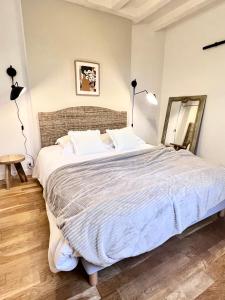 Le Jeanne, appartement en duplex proche forteresse et centre ville