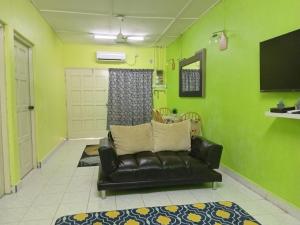 Irfans HomestayDouble storey