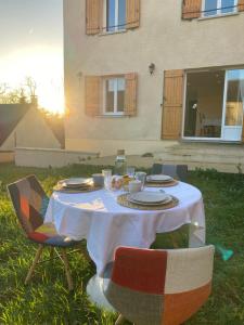 Villas Maison Paisible a 15 min de Disneyland ! : photos des chambres