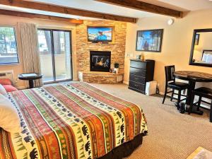 Lakeland Village #110