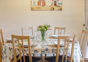 9 Porthilly View