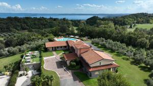 Gardahill Agriturismo Elegantes Landhaus mit Pool und Panoramablick auf den Gardasee