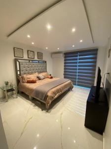 Marina del Sol Resort Condo directly on the Ocean 102