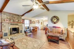 Waterfront Cherokee Village Home with Private Dock! - Mammoth Spring