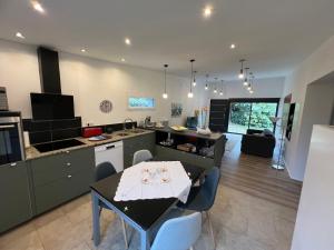 Maisons de vacances L- Abri du Saule : photos des chambres