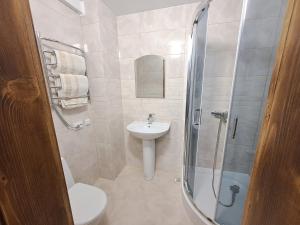 At Starunchakiv family