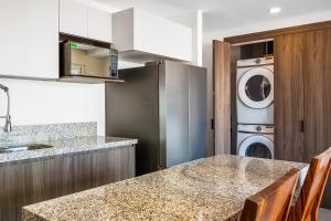 Mountain Vista at Duva 405