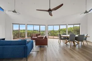 Beach Escape Penthouse 2 Bdr Apartment - Meeniyan