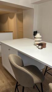 Appartements Spacieux appartement au coeur du centre historique de Dinan : photos des chambres