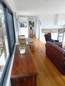 Fingerpost Hill Farm Stay