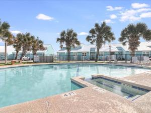 Bayfront Kontiki 704