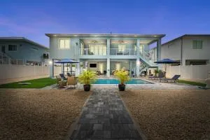 Mermaid's Paradise ~ Pool ~ Dock ~ Games ~ Views - Long Point Key