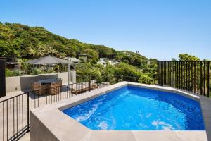 Moonrise & Starfall - twin Wategos luxury retreats